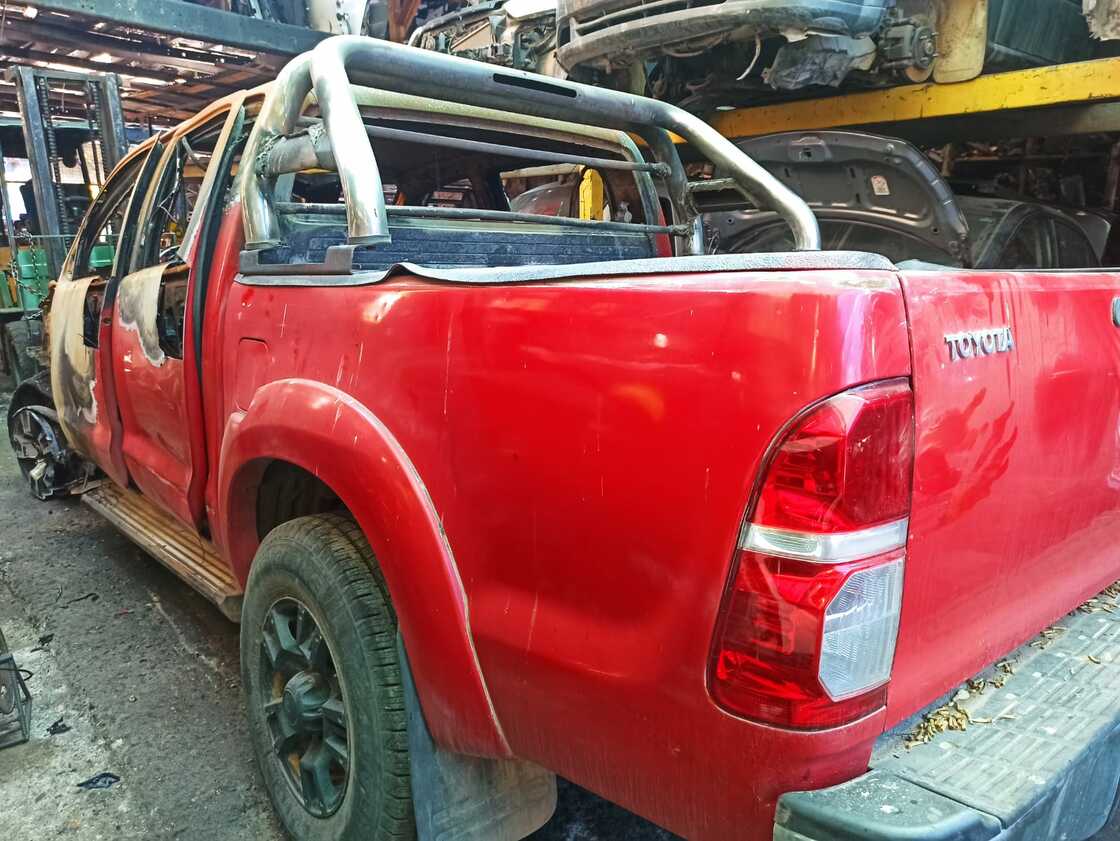 Toyota HILUX 2015 - 1 REPUESTO USADO/USADA EN DESARME